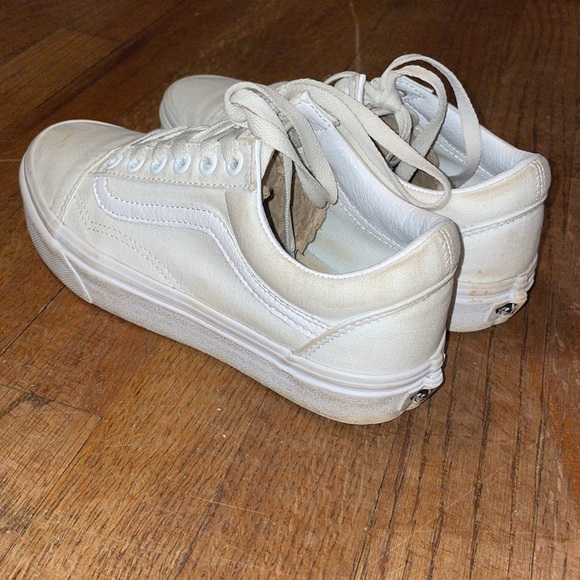 •VANS• OLD SKOOL LOW TOP LACE UP TRIPLE WHITE SNEAKERS VGUC SIZE 6.5 - Picture 8 of 9